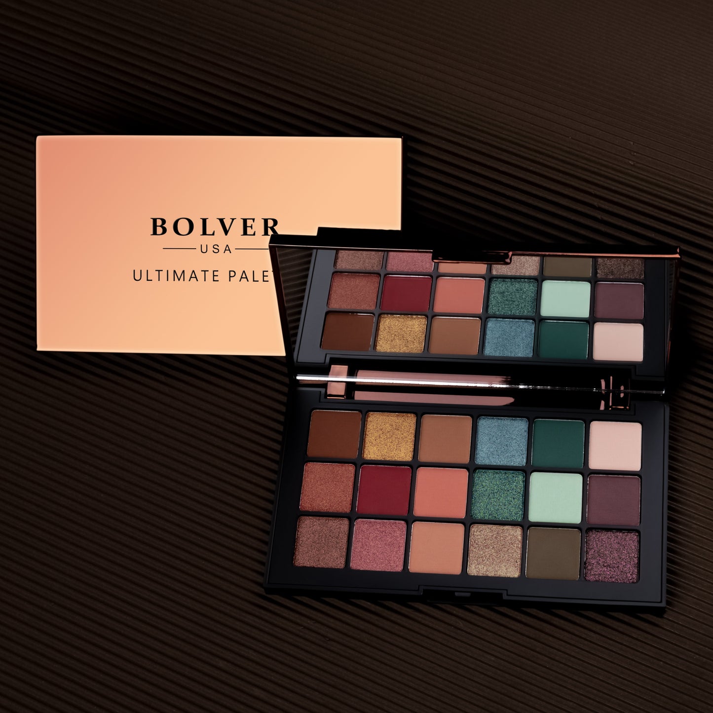 BOLVER USA 18 COLOR EYESHADOW E07 - ALYAN